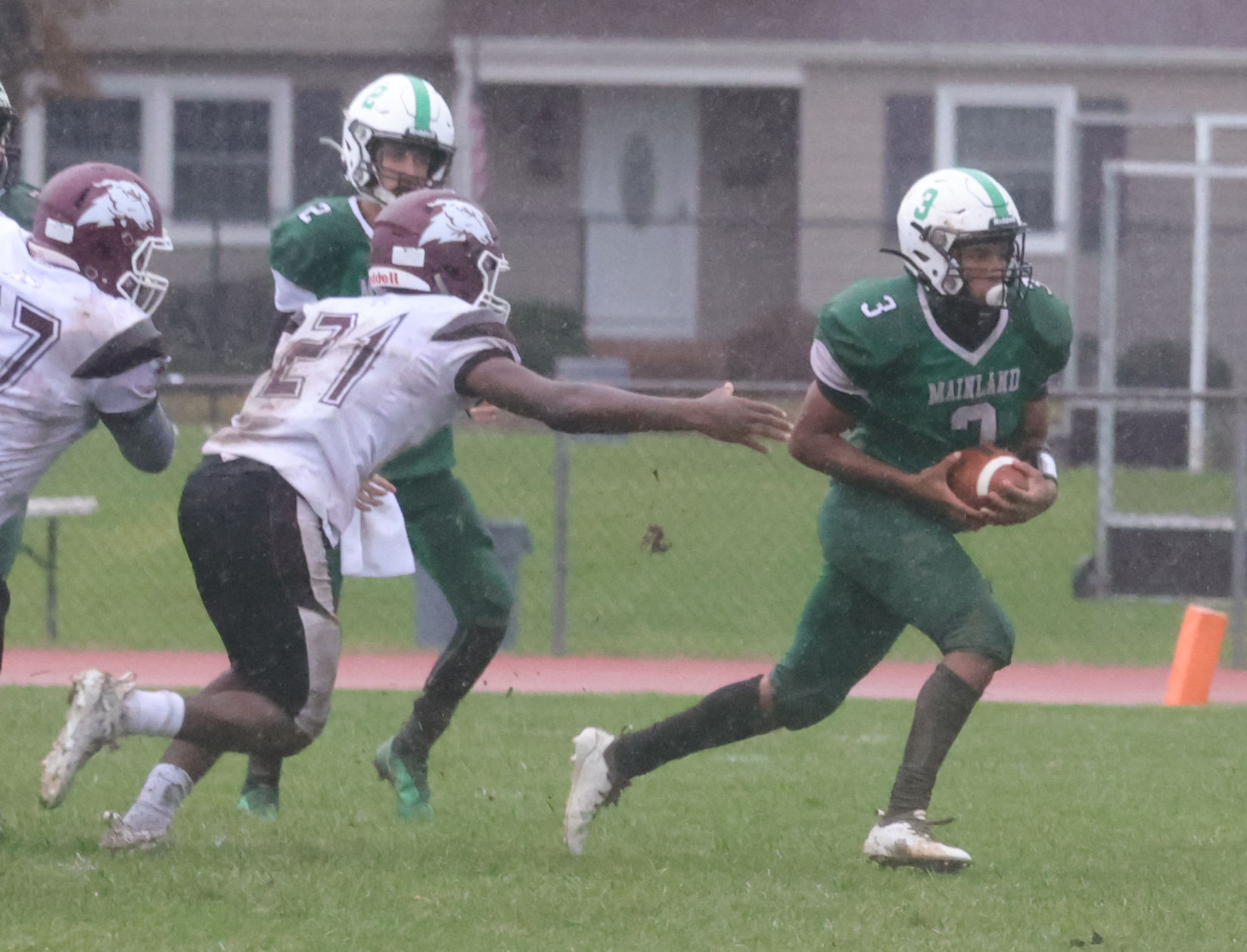 Pleasantville vs Mainland football